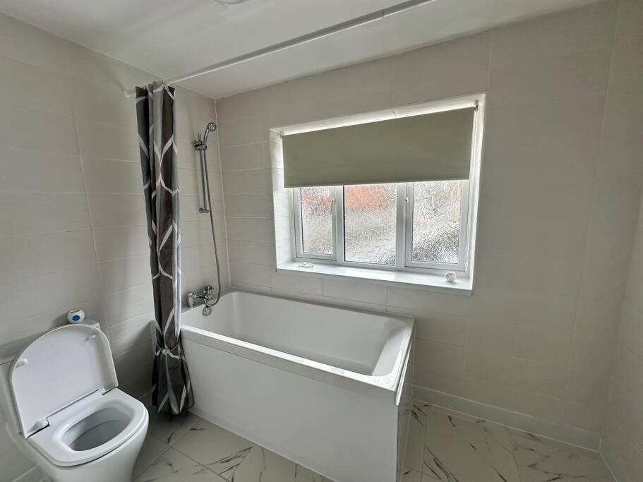 Sage House - Centre Hanley, Alton Towers Apartment *